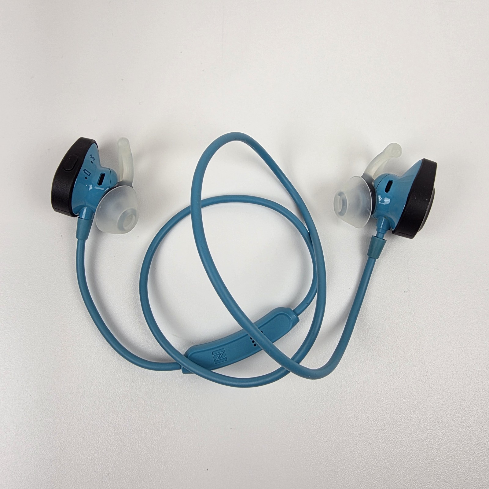 Bose SoundSport Wireless Bluetooth Earbuds Sport Headphones w/ Case