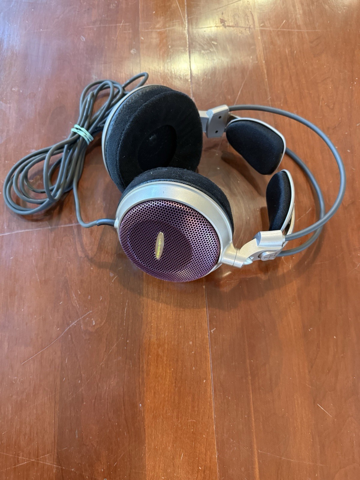 Audio-Technica ATH-AD700 Air Dynamic Open-Back Headphones – Purple – Excellent