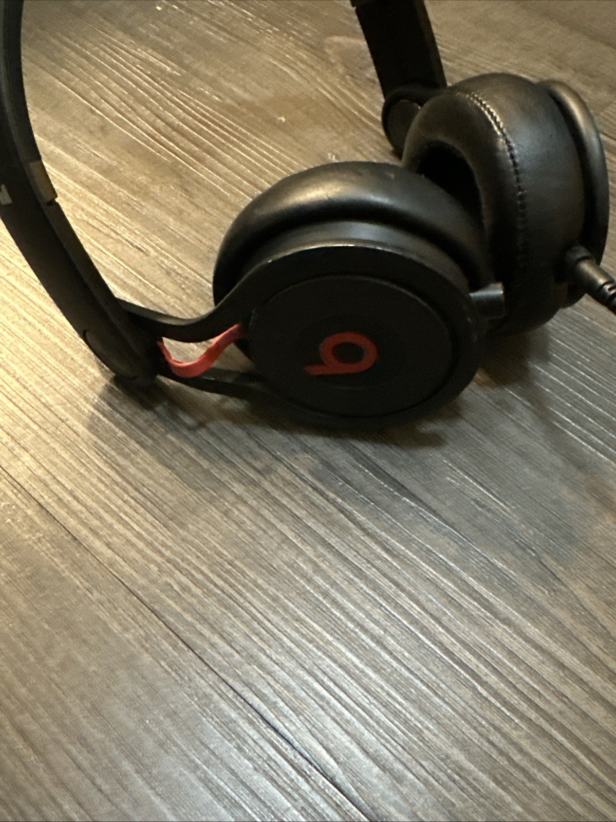 Beats Mixr by Dr. Dre Monster Edition Headphones – Black/Red Working Read