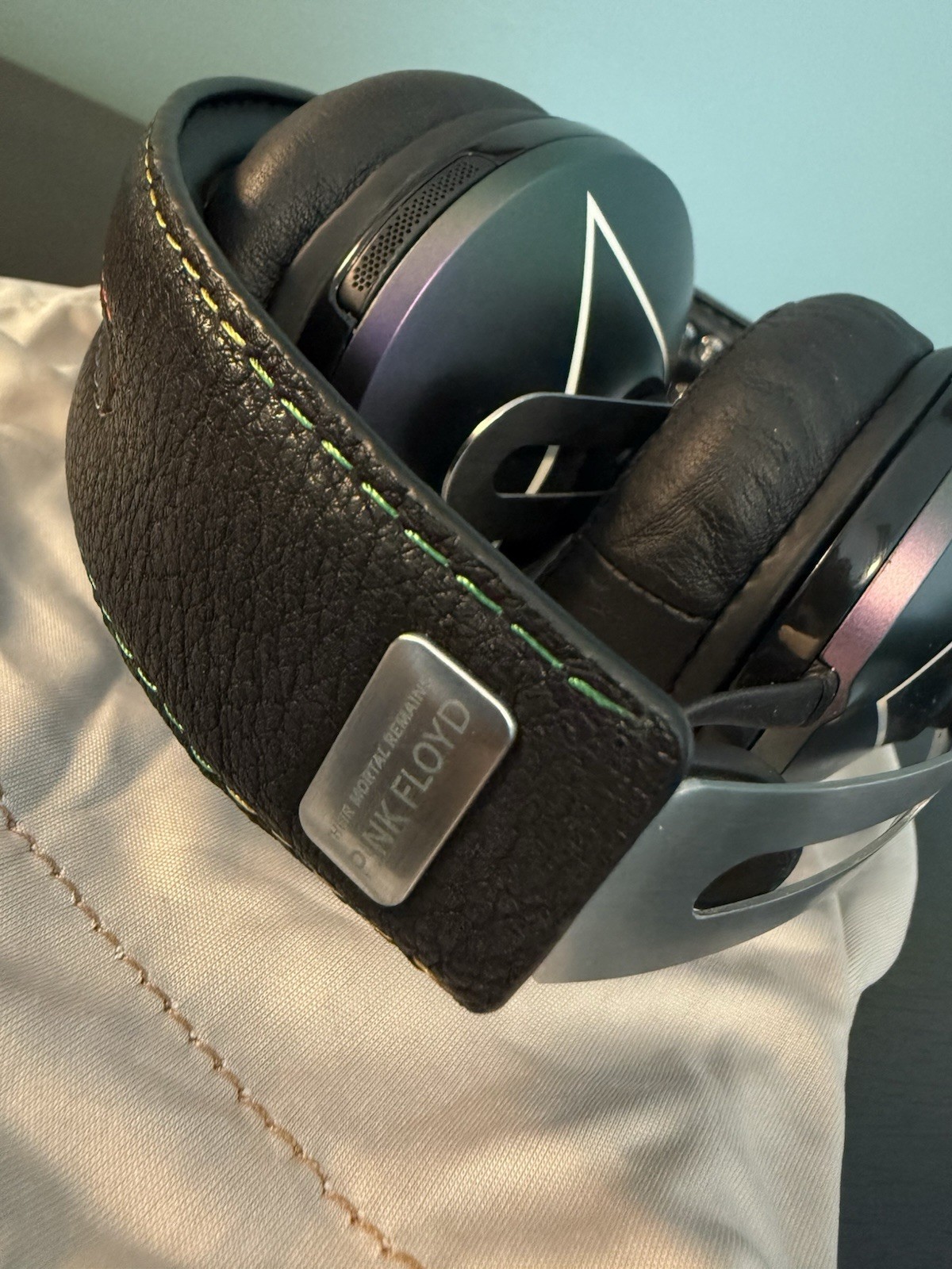 GREAT! Sennheiser Momentum HD1 Pink Floyd Limited Edition Audiophile Headphones