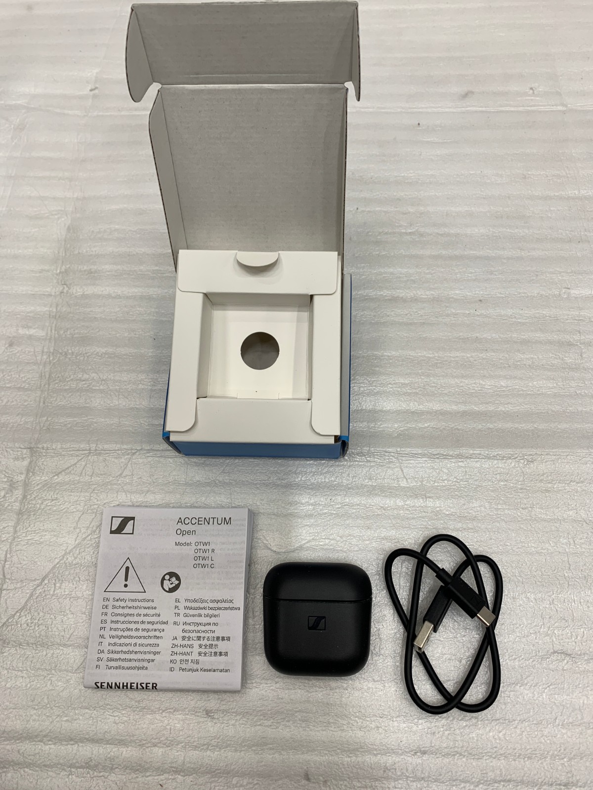 Sennheiser ACCENTUM Open Wireless Earbuds – Black