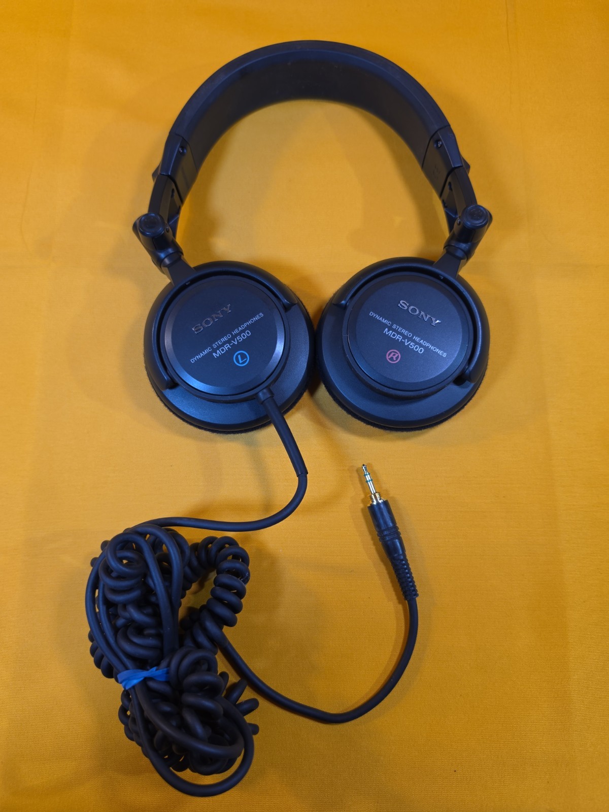 Genuine Original Sony MDR-V500 DJ Stereo Monitor Headphones Made in Thailand B12