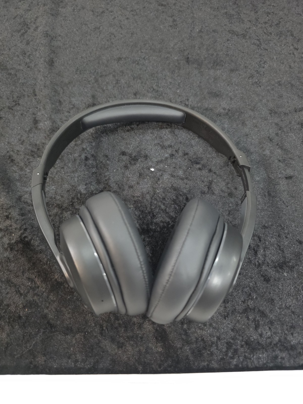 Skullcandy Cassette Wireless Bluetooth On-Ear Headphones Black Foldable