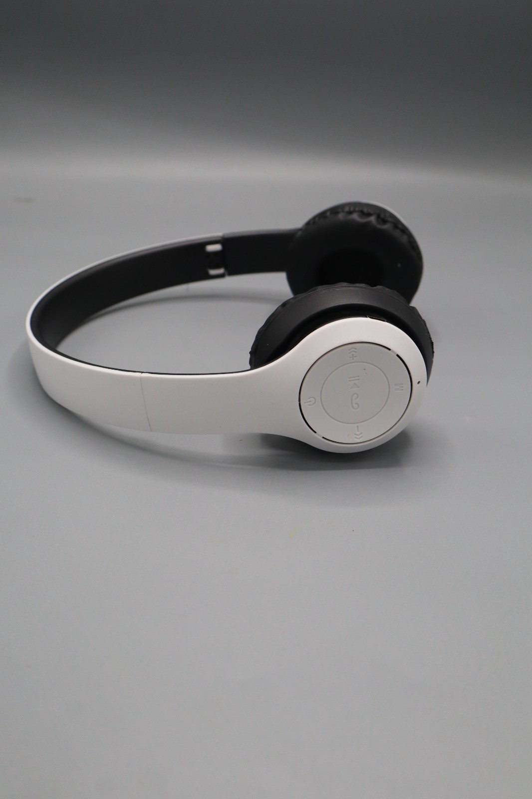 P47 Wireless Headphones Bluetooth 5.0+EDR Foldable Over-Ear with Mic, FM & SD –
