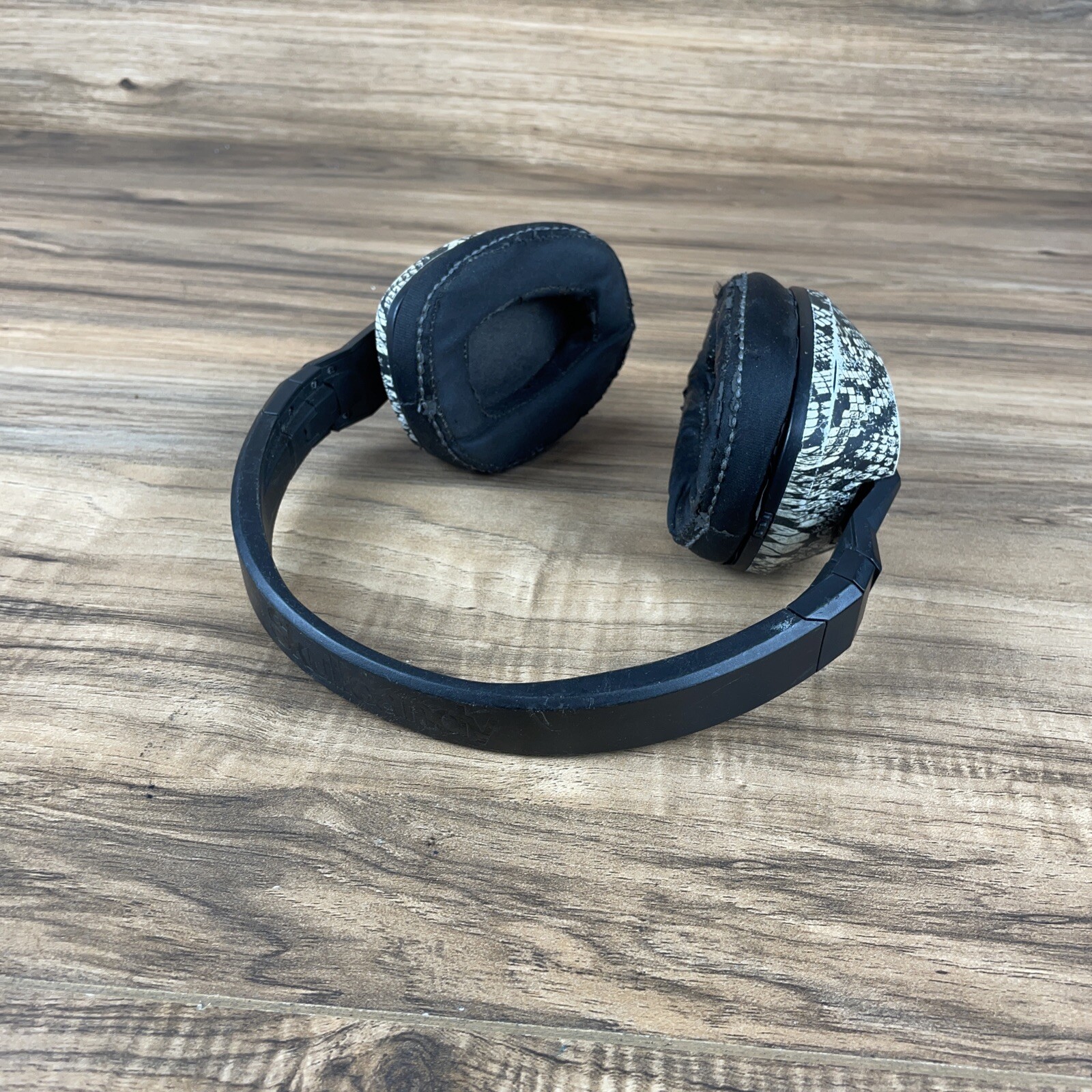 Skullcandy Jgscfy-103 Headphone⚠️Please See Picture Read Description⚠️