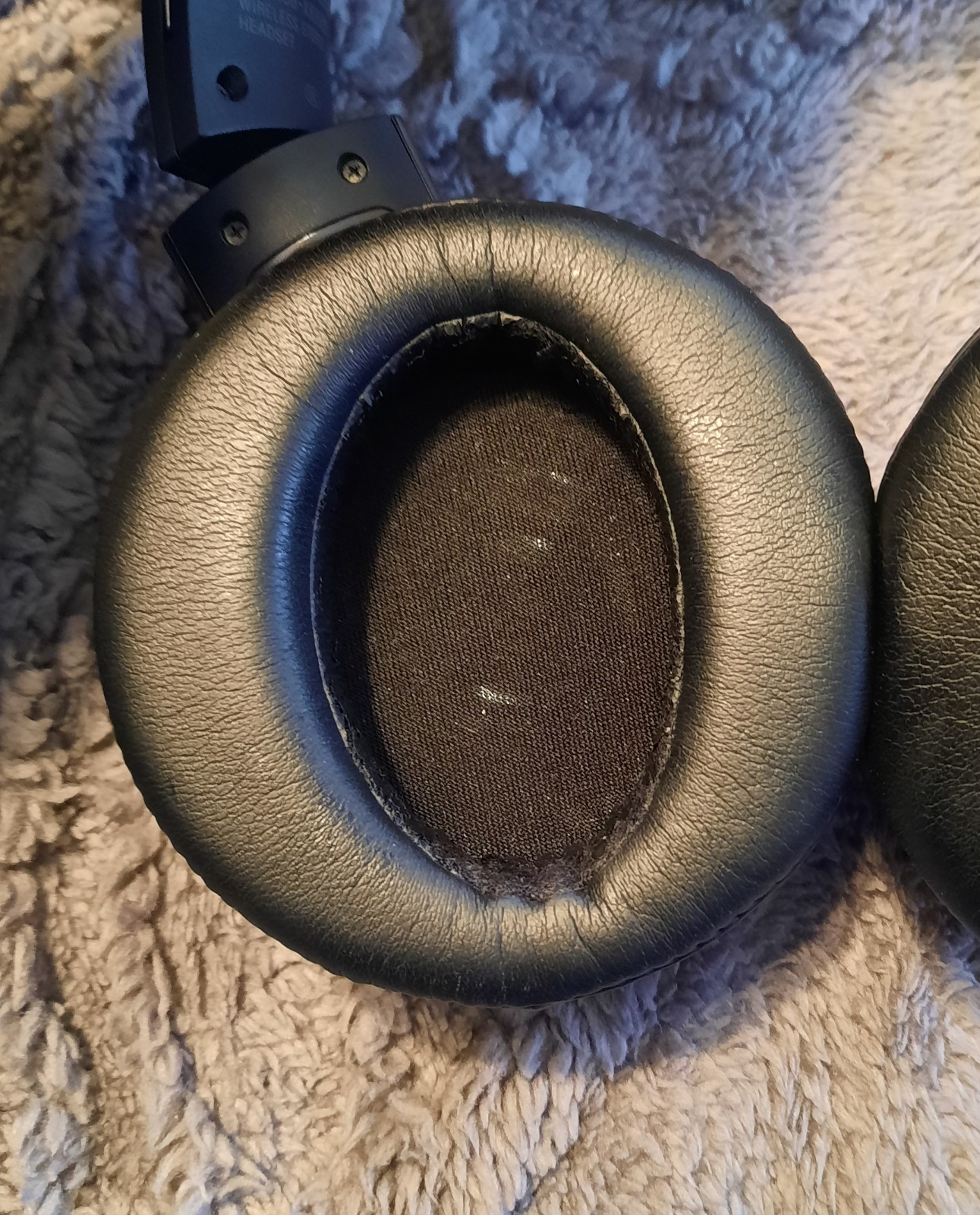 Sony MDR-XB950BT Extra Bass Wireless Stereo Bluetooth Headphone – Black No Cable
