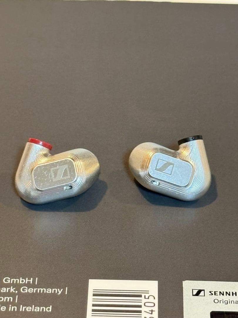 Sennheiser IE900 Made in Germany Audiophile IEM Earphones For Parts Right Fault