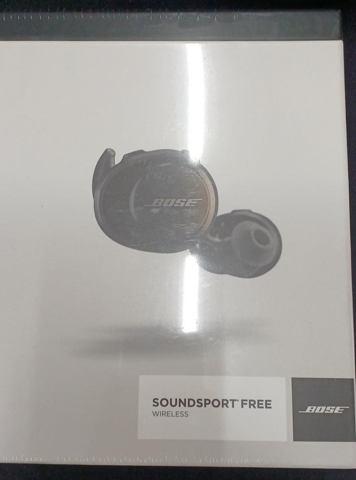 Bose SoundSport Free Wireless Earphones Triple Black Tombow Collab Limited Pen