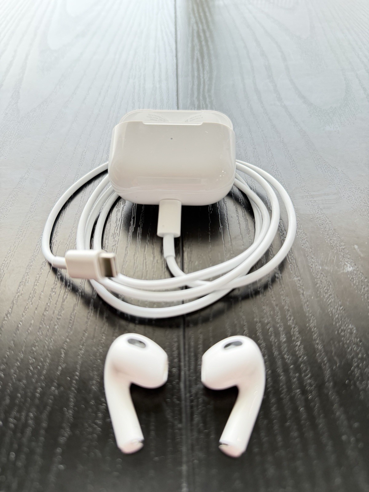 Apple AirPods 3rd Gen – Excellent Condition, Charging Case & Cable Included