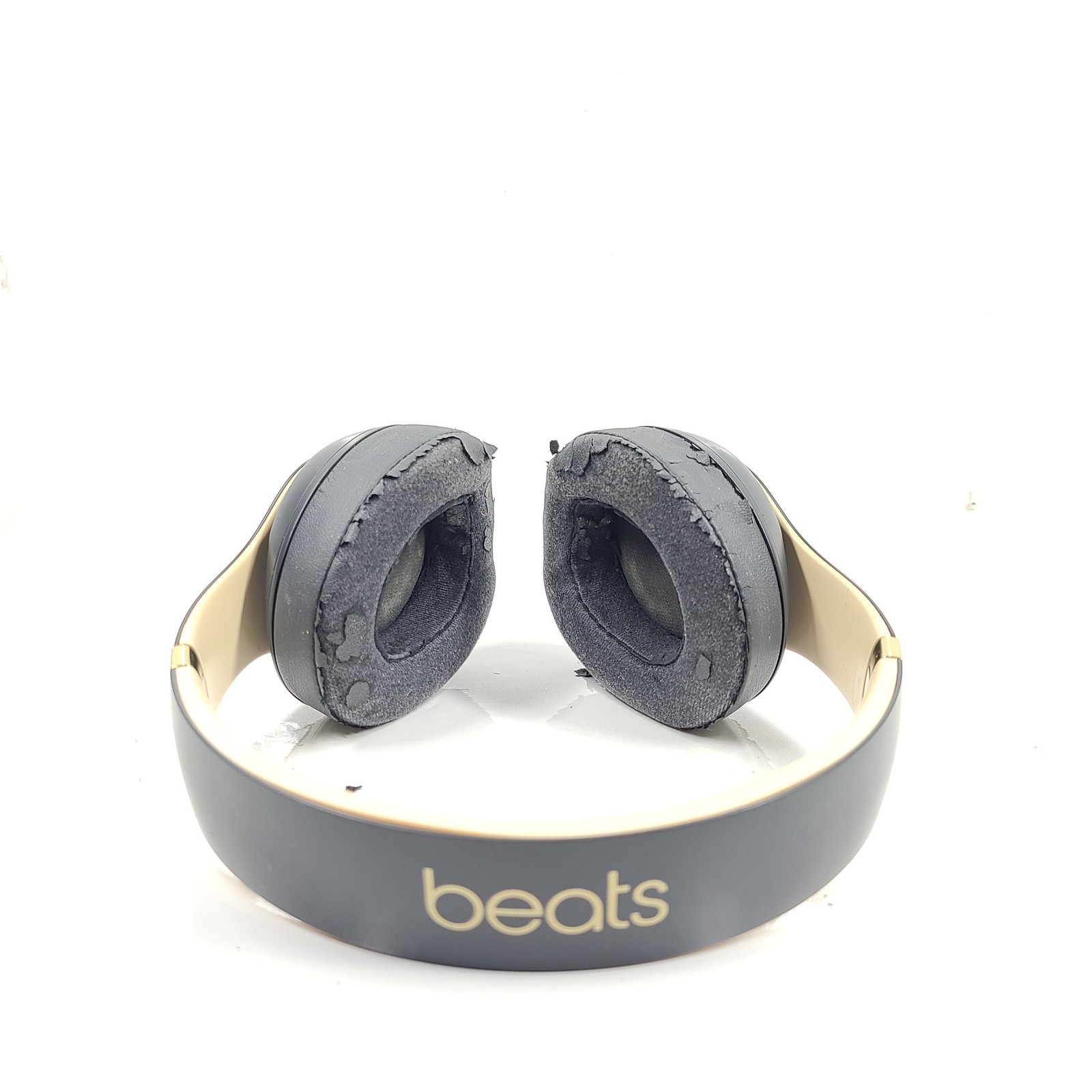 Beats by Dr. Dre Studio3 Wireless Headphones A1914 Skyline – Grade D