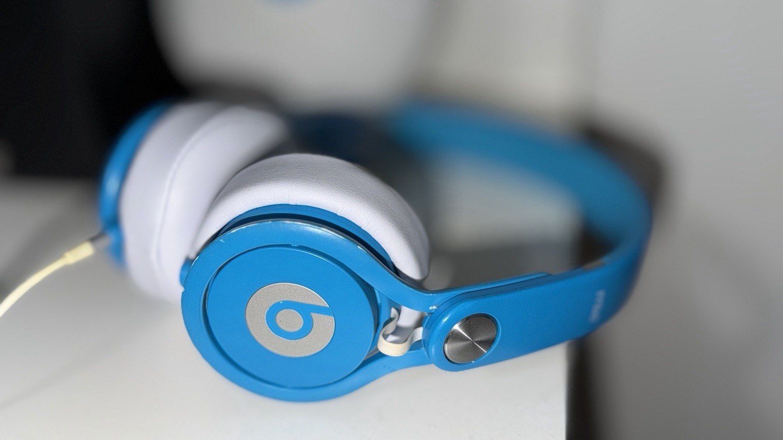 Beats Mixr Wired Headphones David Guetta Limited Edition Blue & White w/ Case