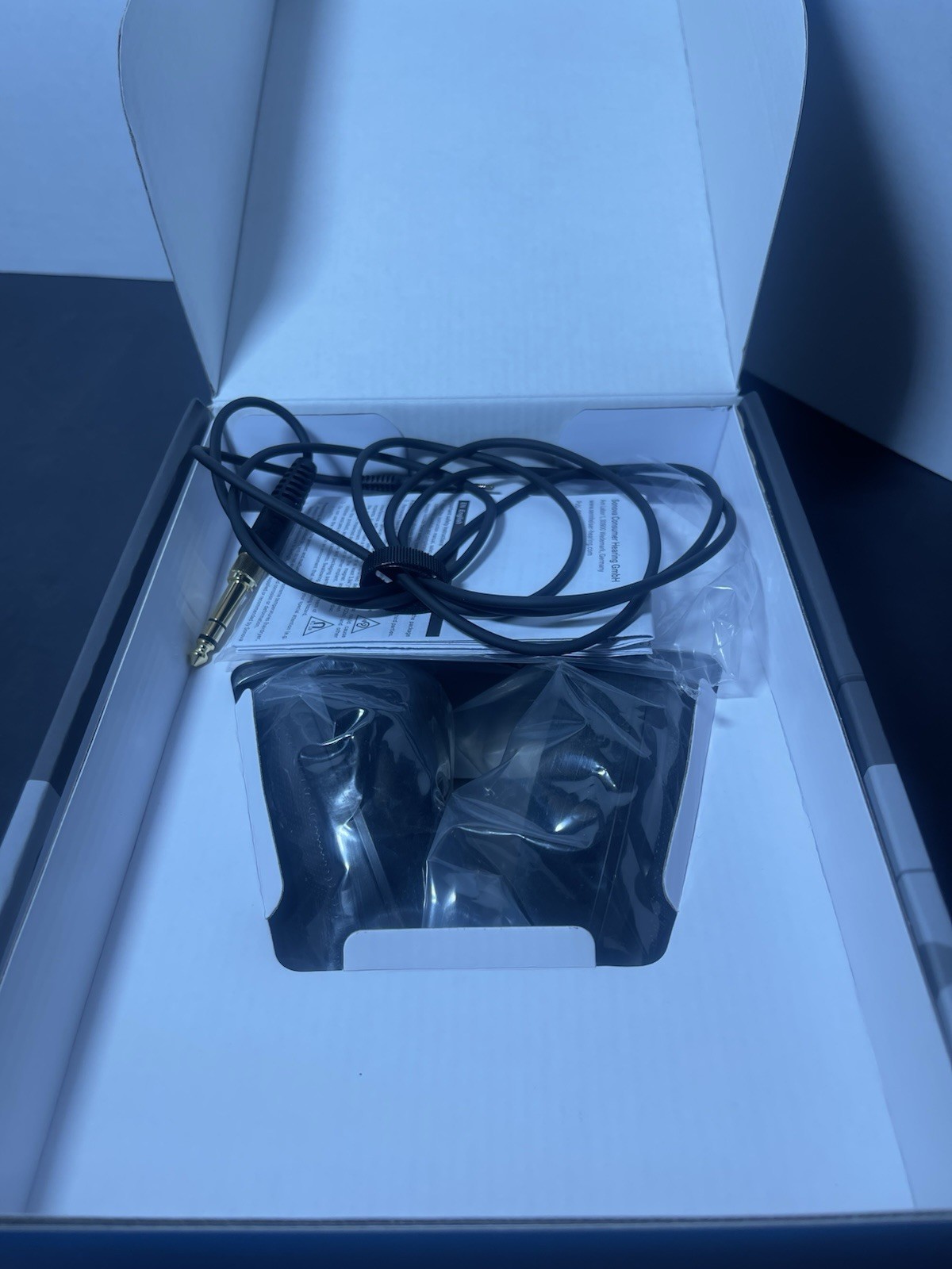 Sennheiser HD 560S Reference-Grade Wired ANC Headphones
