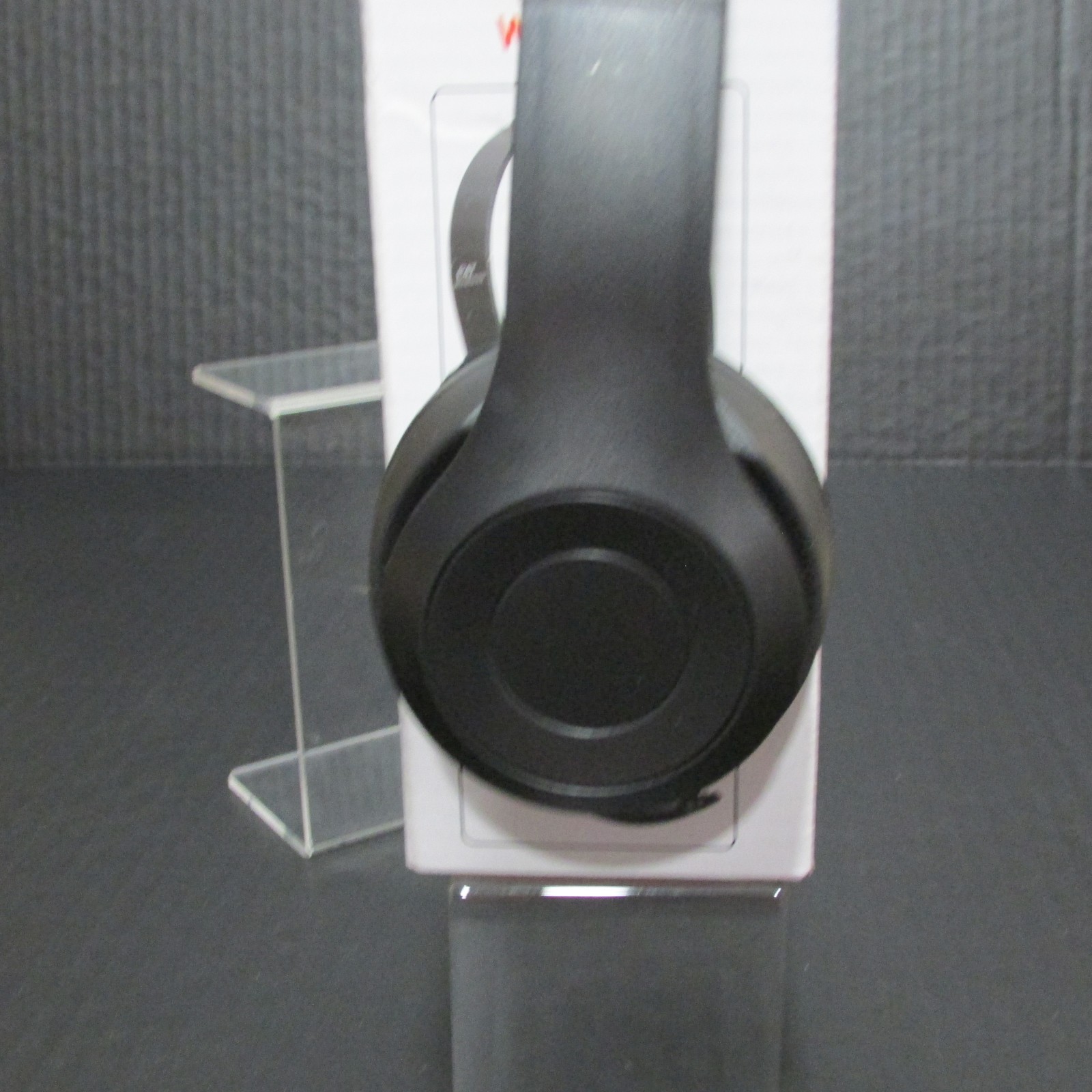 P47 Wireless 5.0+EDR Over-Ear Headphones w/ Mic, FM Radio, MicroSD, Foldable – B