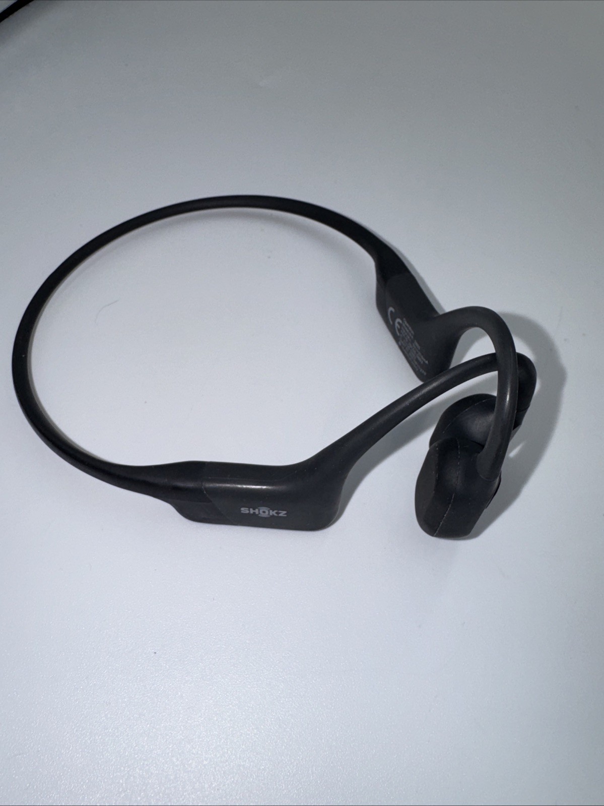 Shokz OpenRun S803 Bone Conduction Open-Ear Headphones Black Rattling Sound Read