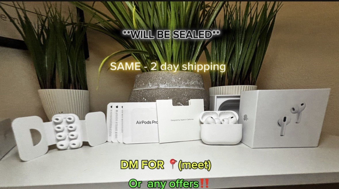 Apple AirPods Pro 3 Wireless Bluetooth In-Ear Canal Earbud Double White