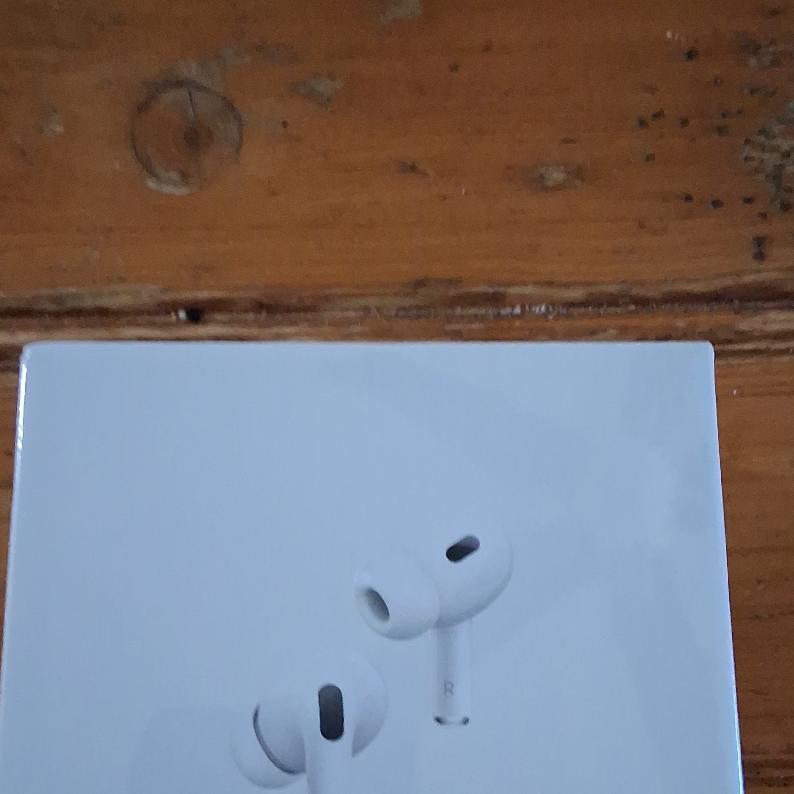 Apple AirPods Pro (2nd Gen) Wireless Earbuds MagSafe USB-C Case White