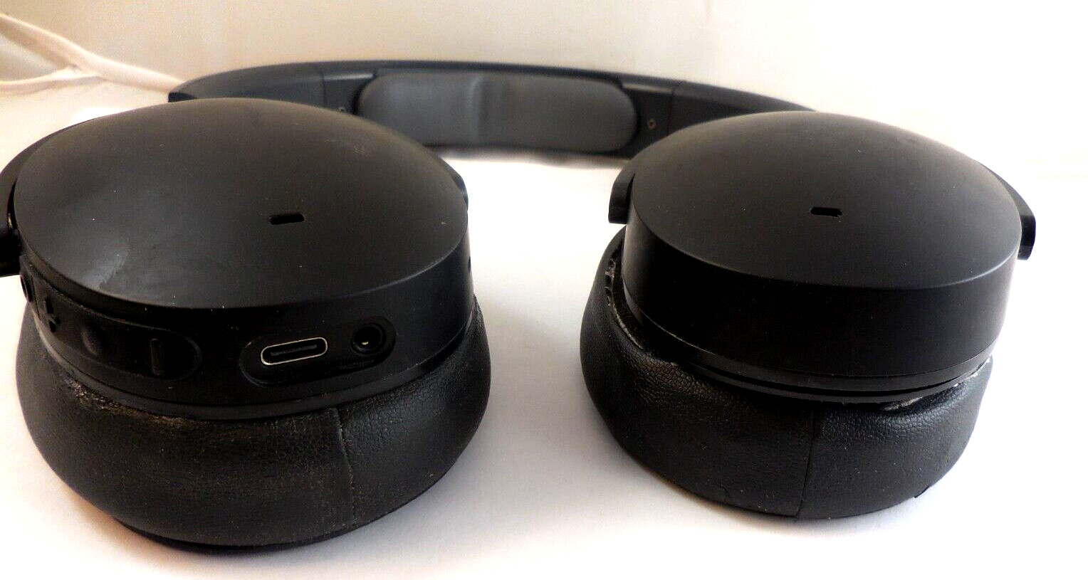 Skullcandy Hesh ANC S6HHW Noise Canceling Wireless Headphone-Black (With Issue)