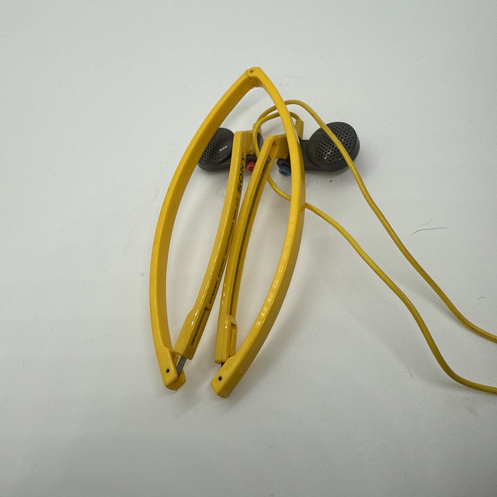 Vintage SONY MDR-A15 Stereo WALKMAN Folding Headphones 1980’s Yellow Sports J4