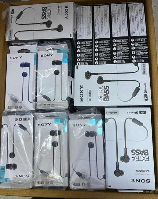 Sony Wi-XB400 {Blue} In-Ear Extra Bass Wireless Bluetooth Headphone || BRAND NEW