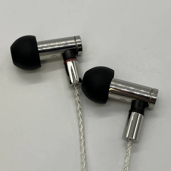 Final Audio E5000 Hi-Res In-Ear Earphones USED