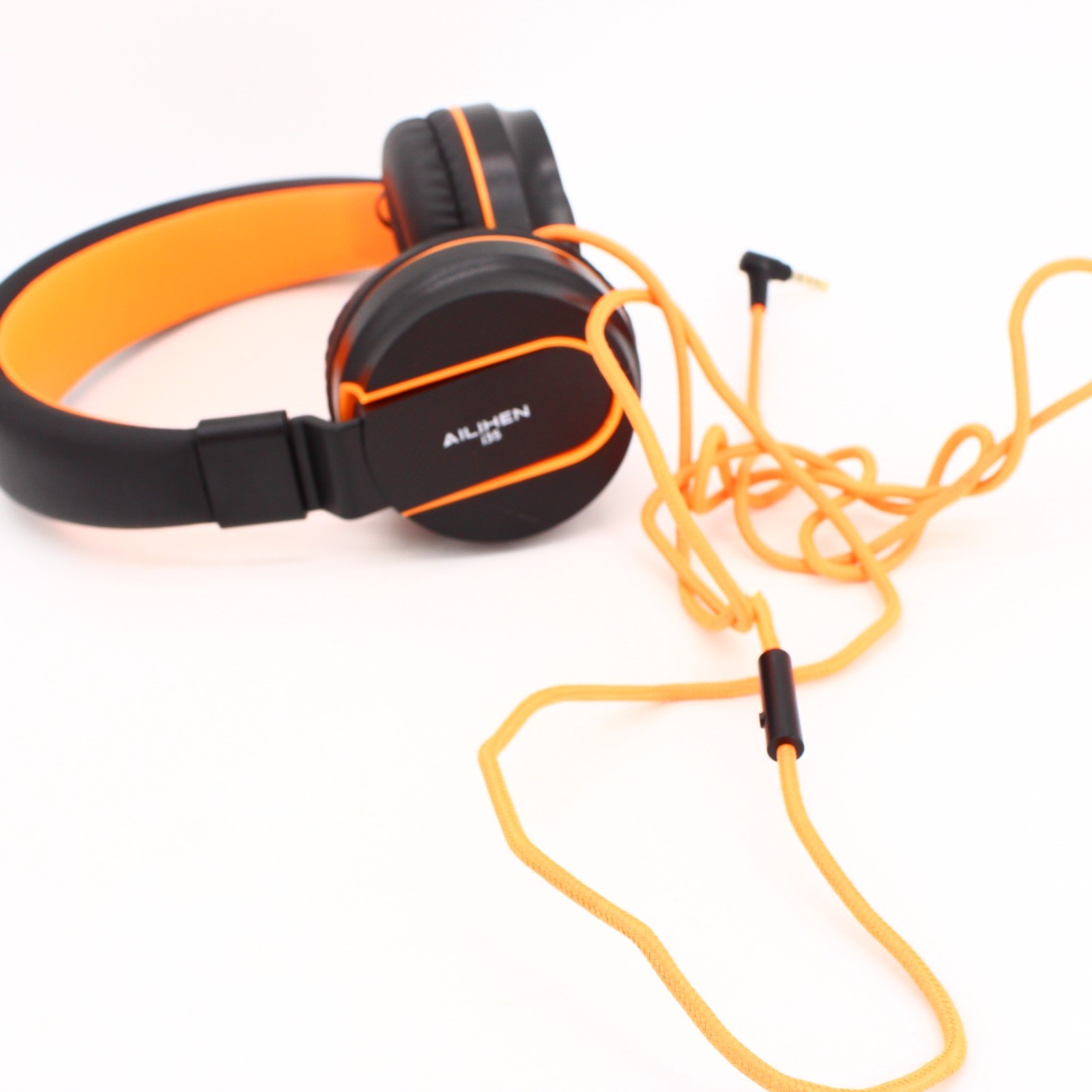 AILIHEN I35 Kids Headphones Wired On Ear 93dB Safe Volume School Black