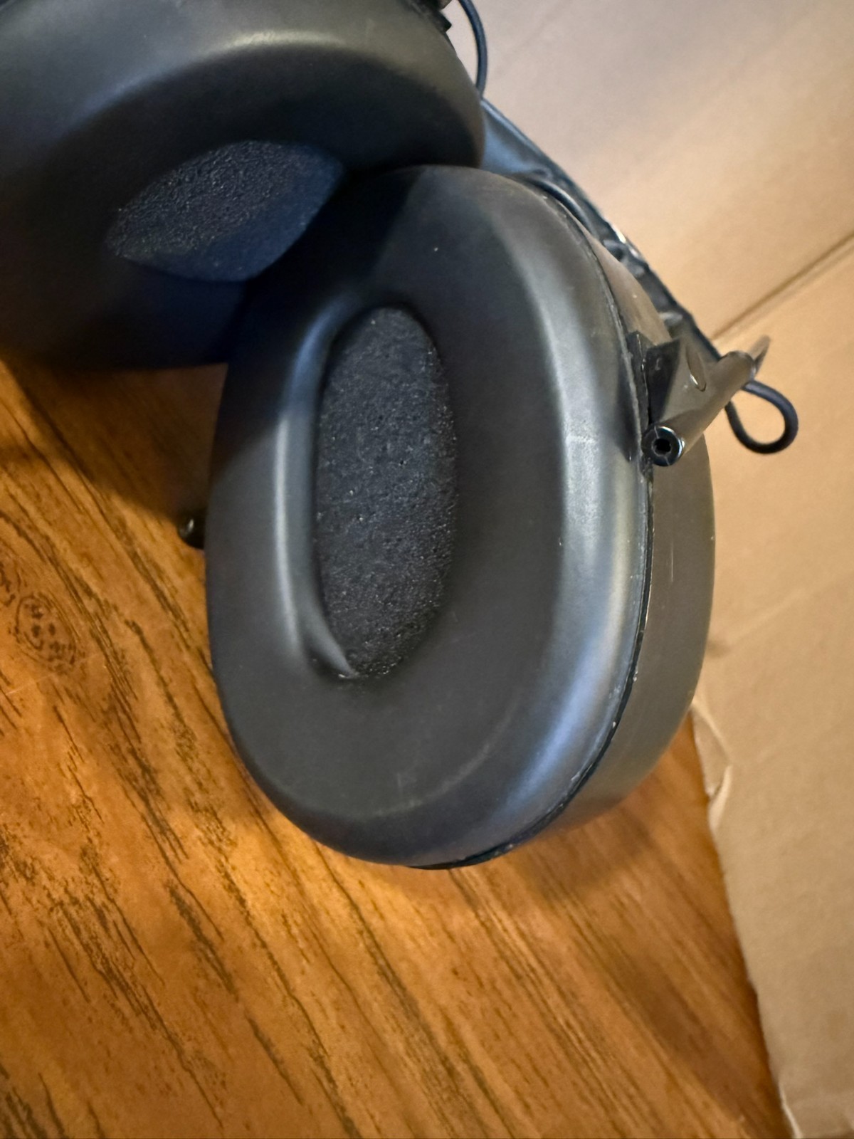 Vic Firth Stereo Isolation Headphones Black with 6ft Cord 3.5mm