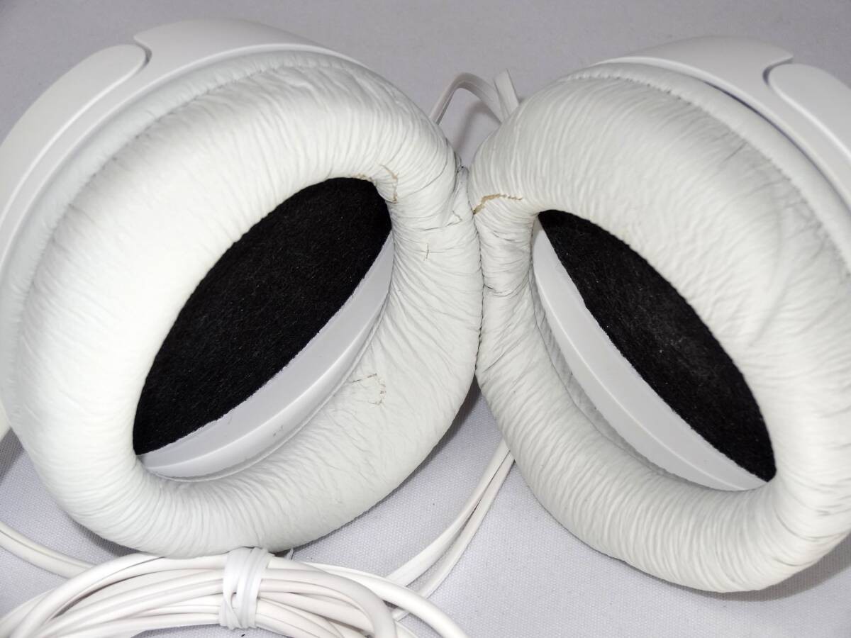 SONY stereo headphones MDR-XD150 white stored item