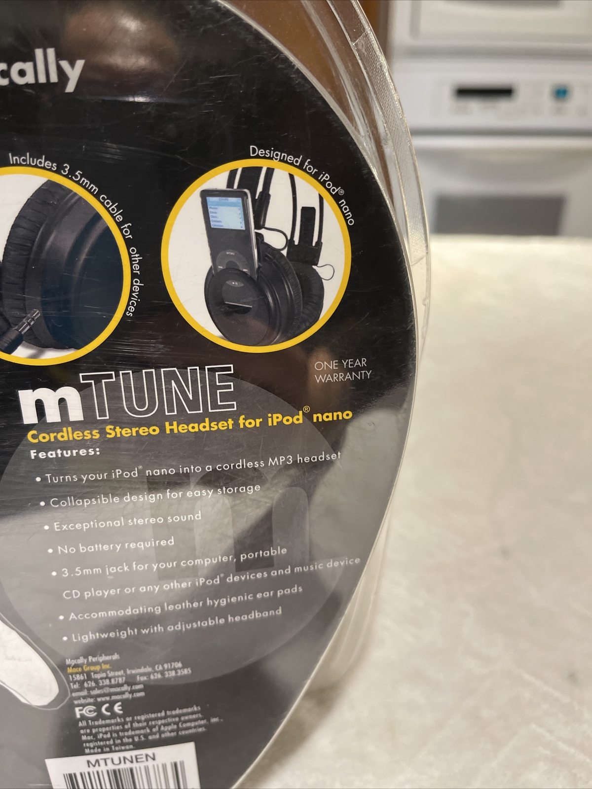 Macally mTune Headphones NEW IN SEALED PACKAGE For iPod Nano 2005