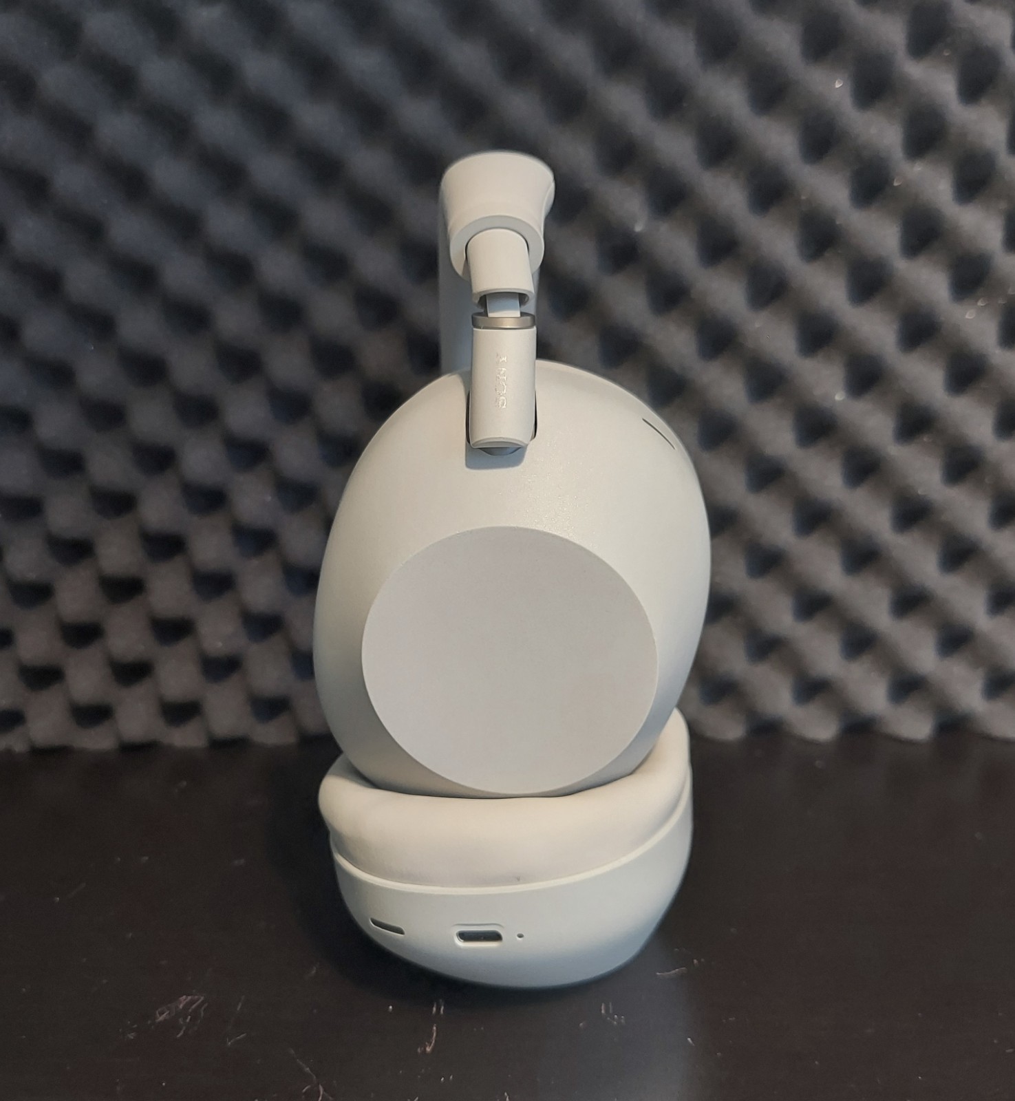 Sony WH-1000XM6/S Premium Wireless Noise Canceling Headphones “GRADE B” – Silver