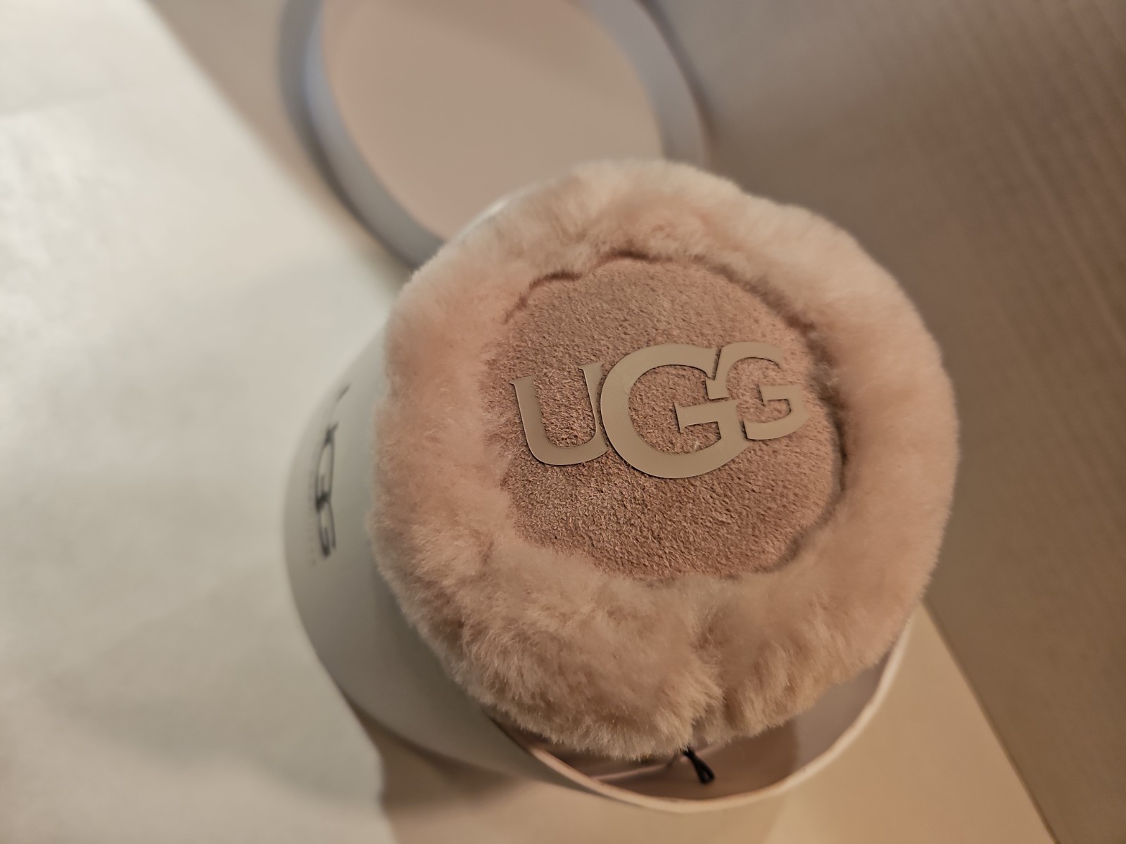 UGG Fur Sheepskin Shearling Earmuffs Pink Ear Warmer, Wired Headphones, NWT