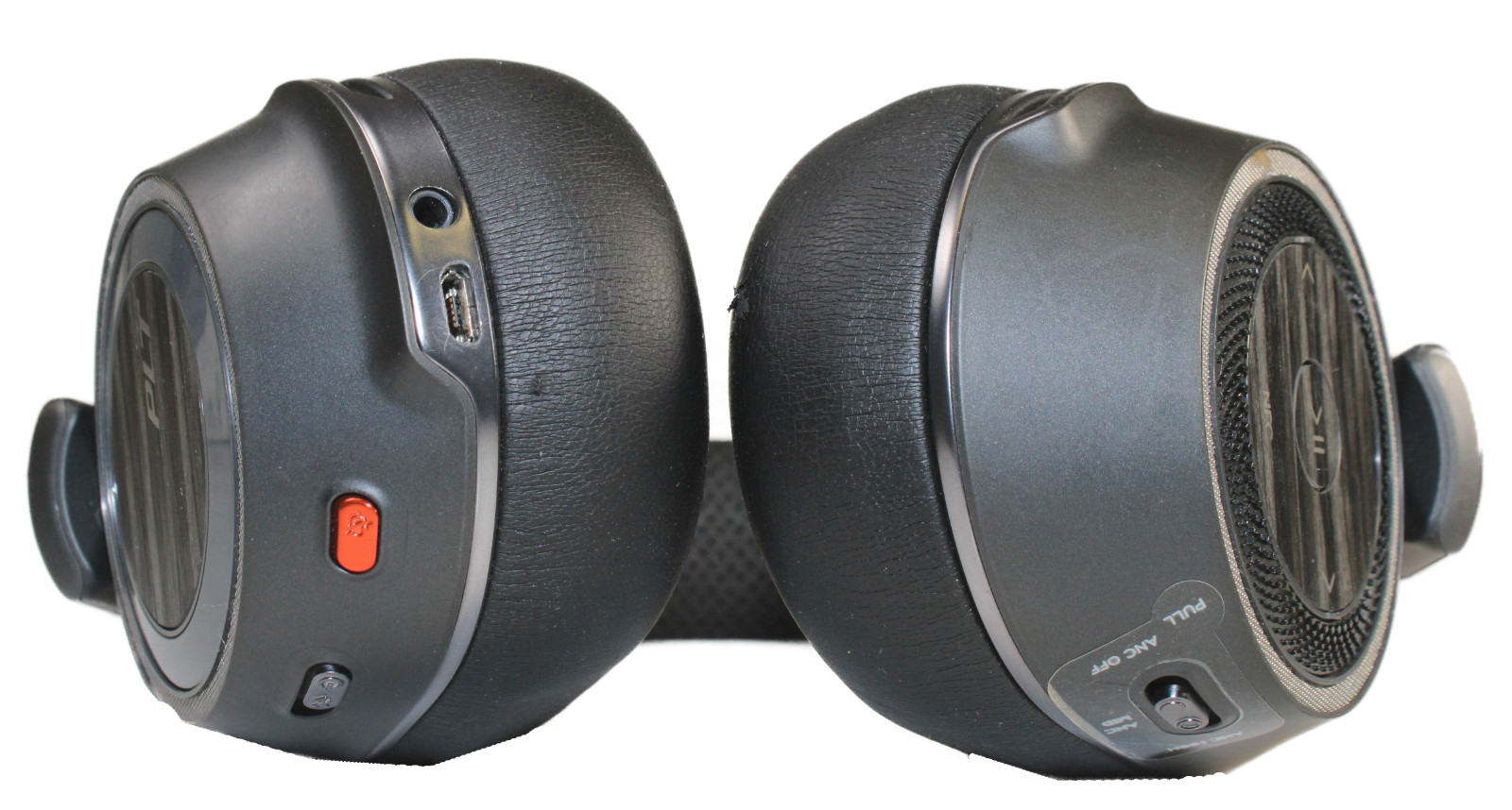 Plantronics B8200 208769-01 Wireless Headset Sweat-Proof with Noise Cancellation