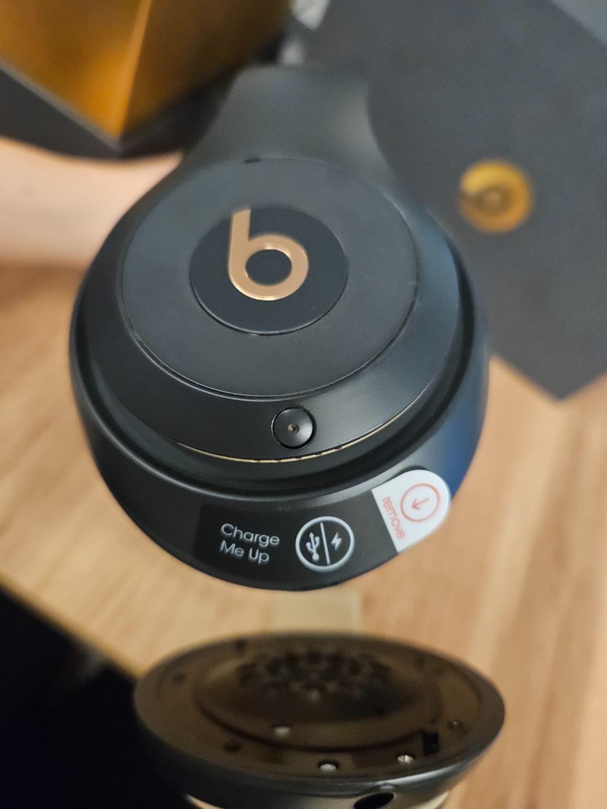 Beats Studio 3 Wireless Headphones – Shadow Gray – With Box, Case & Accessories