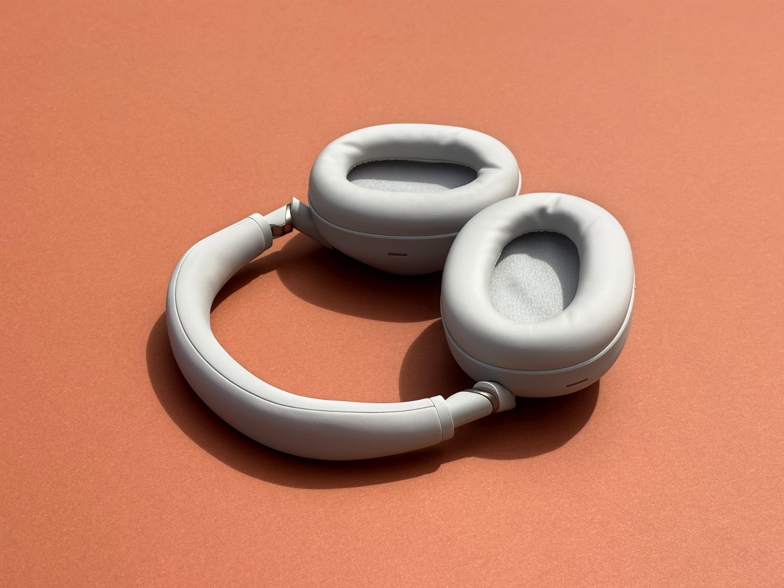 SONY WH-1000XM6/S Wireless Noise Canceling Headphones – WH1000XM6 SILVER #E