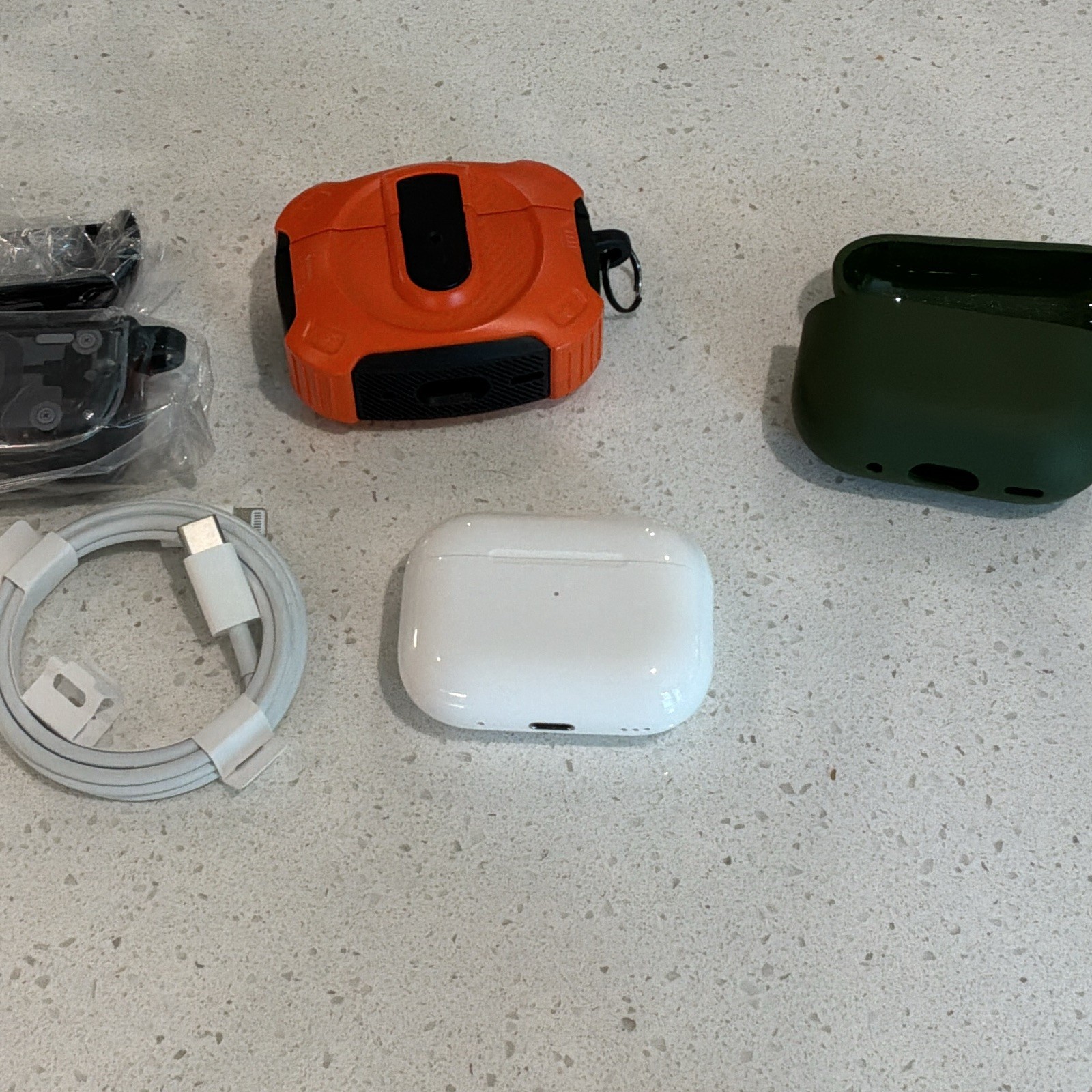 Apple AirPods Pro (2nd Gen) Wireless In-Ear Earbuds w/ MagSafe Case, White