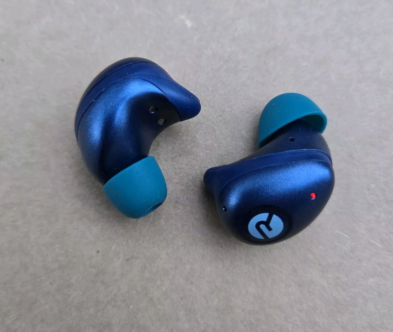 Raycon RBE745 THE FITNESS True Wireless Earbuds Only – BLUE