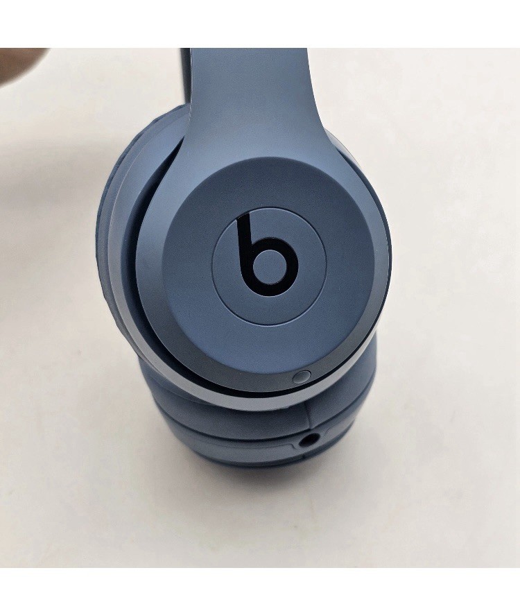 Beats Solo 4 True Wireless On-Ear Bluetooth Headphones Cloud Pink White Blue Bla