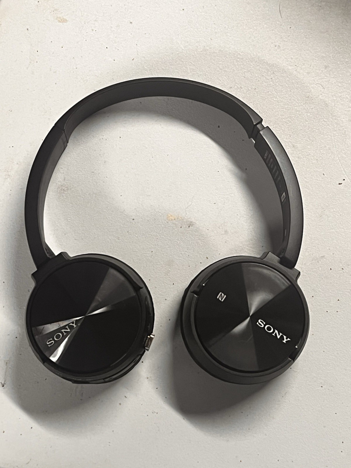 Sony MDR-ZX330BT Wireless Stereo Headset Headphones Black Excellent Condition