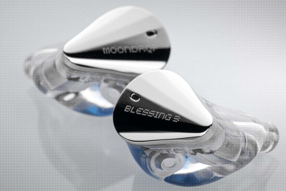MOONDROP Blessing3 Earphone 2DD 4BA Hybrid In-Ear Monitors Triple-Frequency