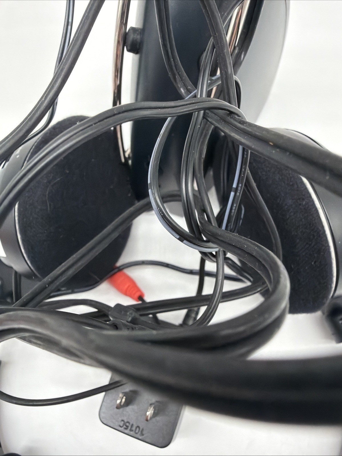 Sennheiser HDR 135 Wireless Headphones And Charging Dock Parts