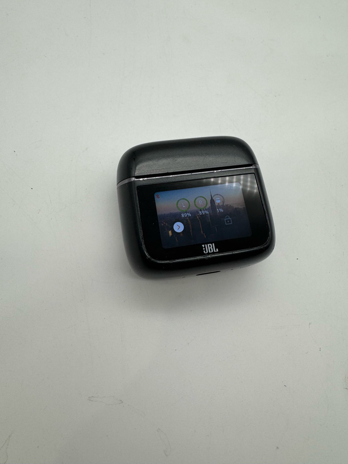 JBL Tour Pro 3 True Wireless Earbuds Noise Cancelling Smart Case ANC Black (2)