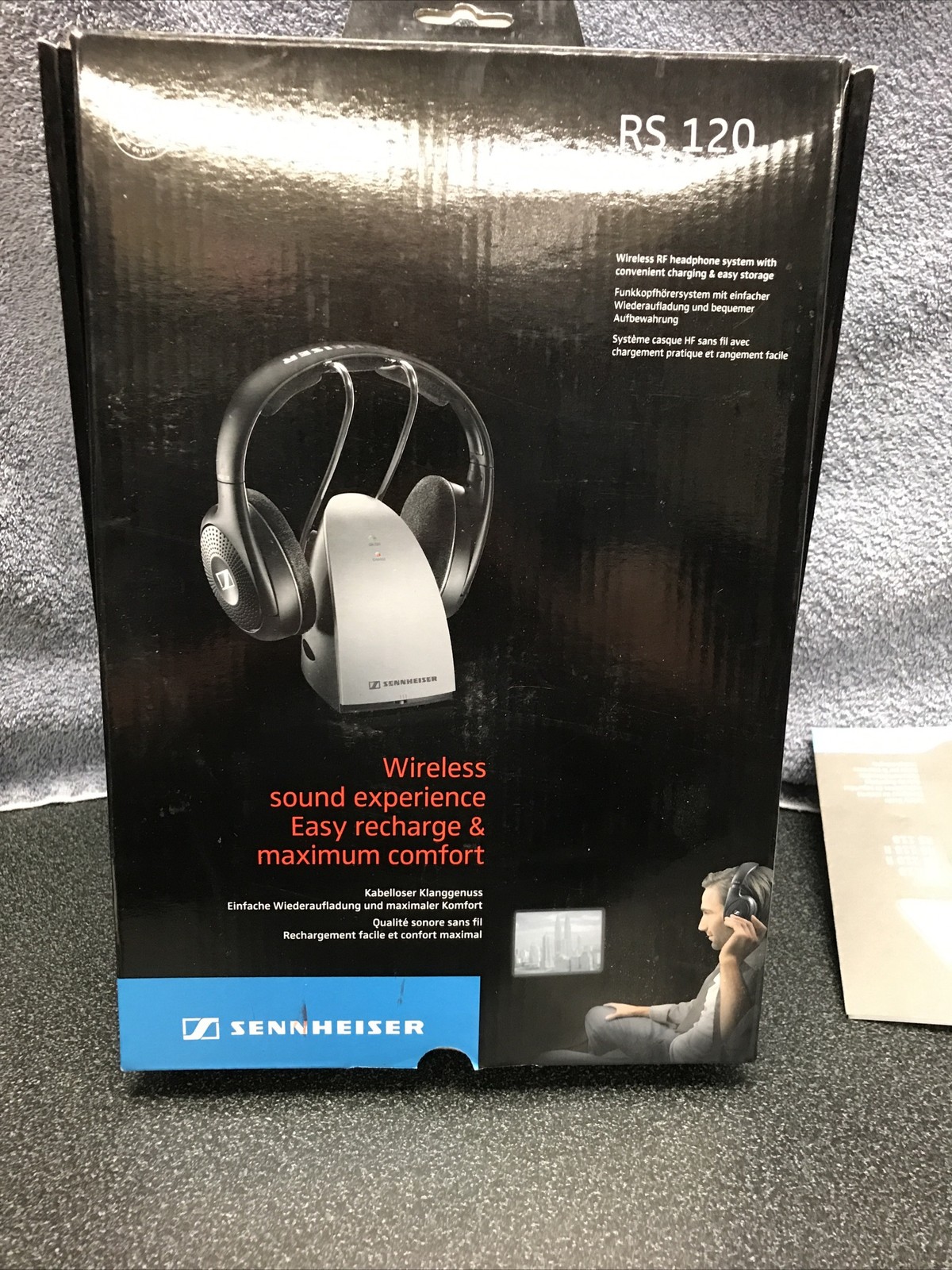Sennheiser RS 120 Wireless Headphones with RS 120 Transmitter Charging Base