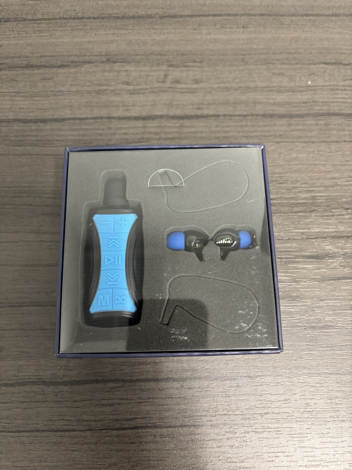 H2O Audio Stream 3 PRO and Surge S+ Earbuds – Underwater Streaming Music Waterpr