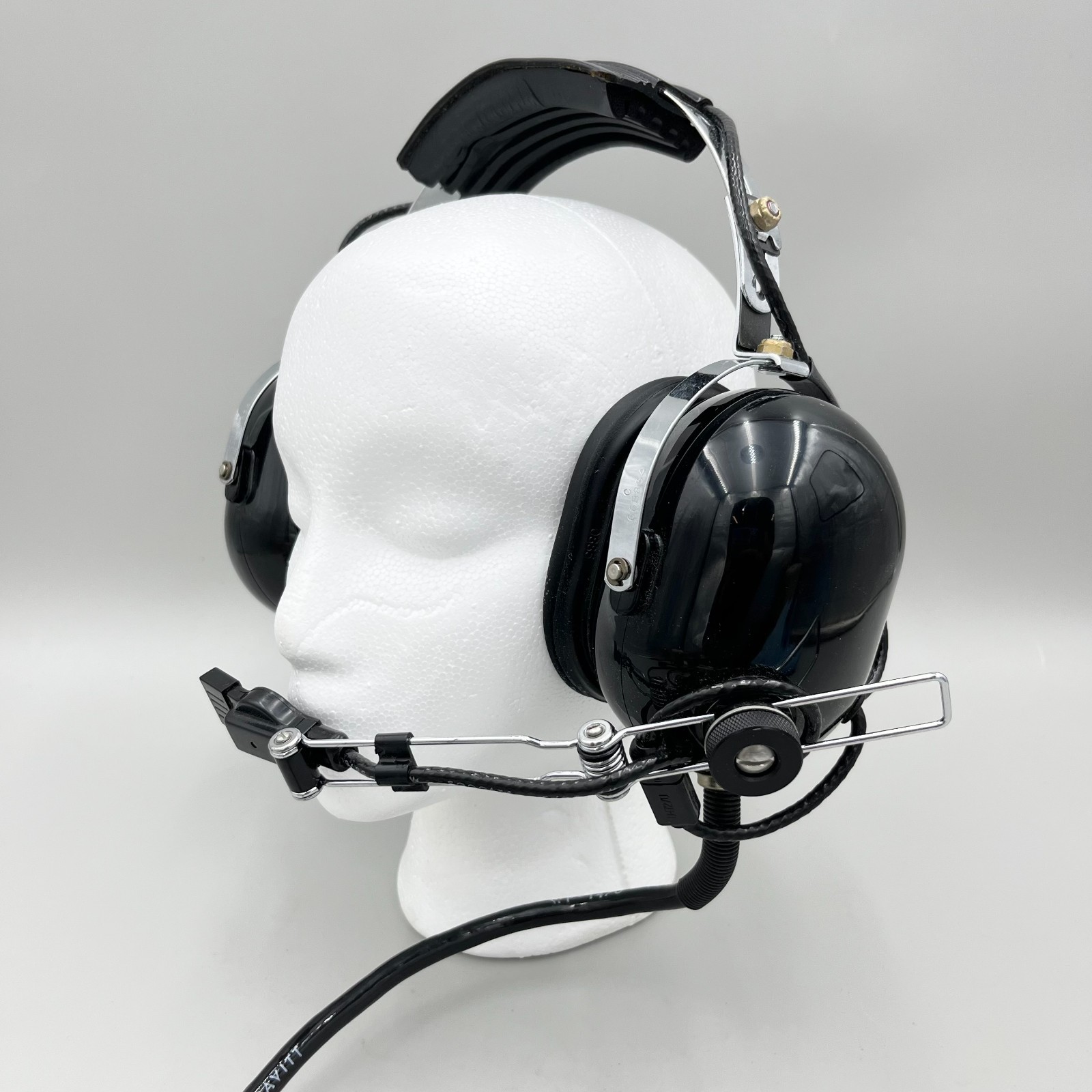 David Clark 16831 G-01 Aviation Communication Headset + Nexus U-94A/U PTT Switch