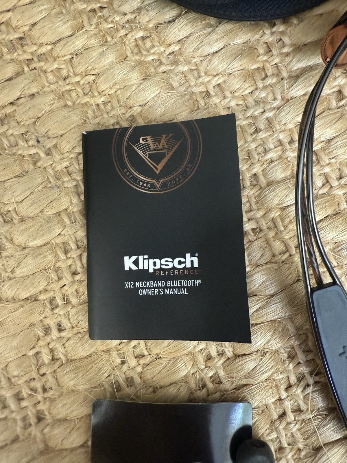 Klipsch 1062797 X12 Bluetooth Neckband Headphones – Black Leather