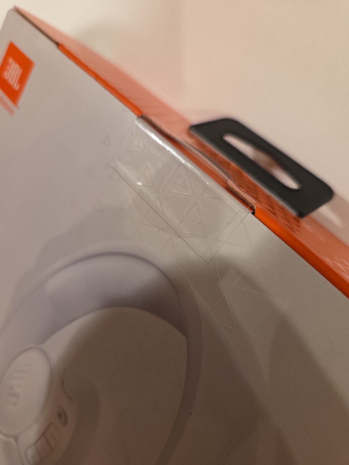 JBL Tune 720BT, Wireless Over-Ear Headphones, White