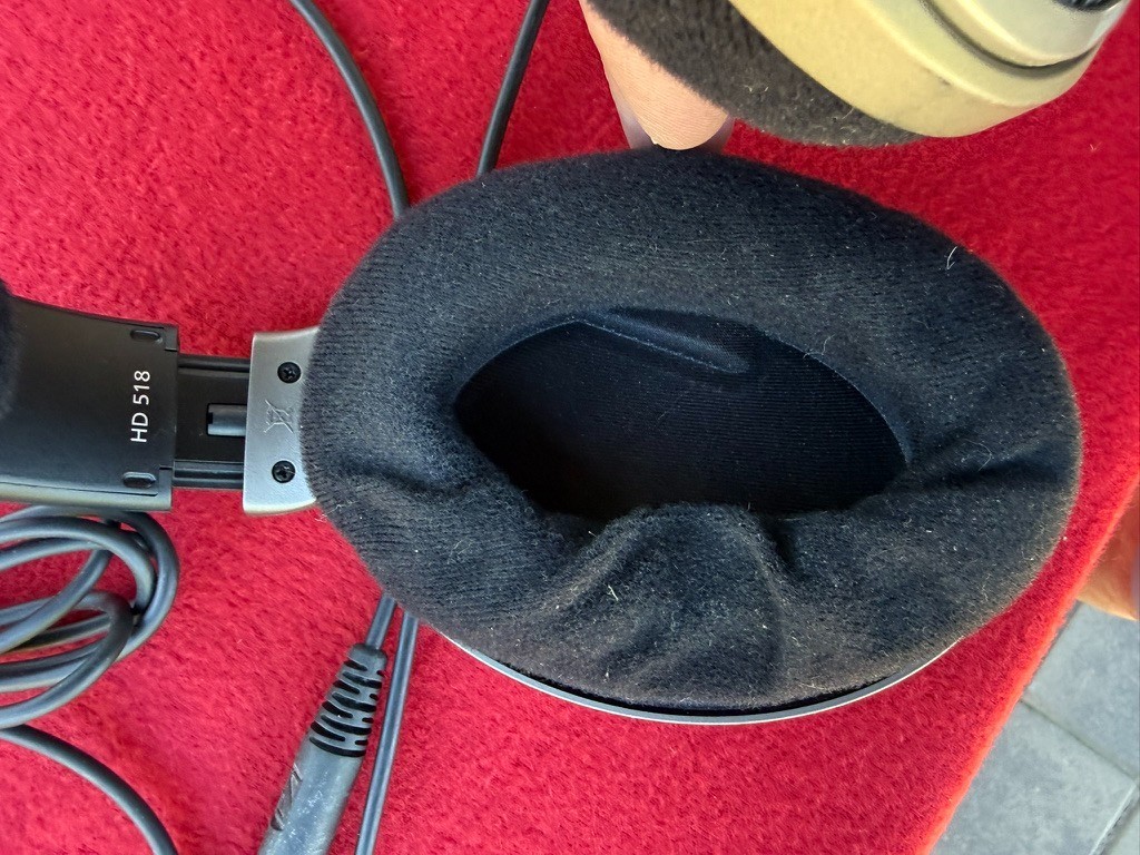 Sennheiser HD 518 Headphones