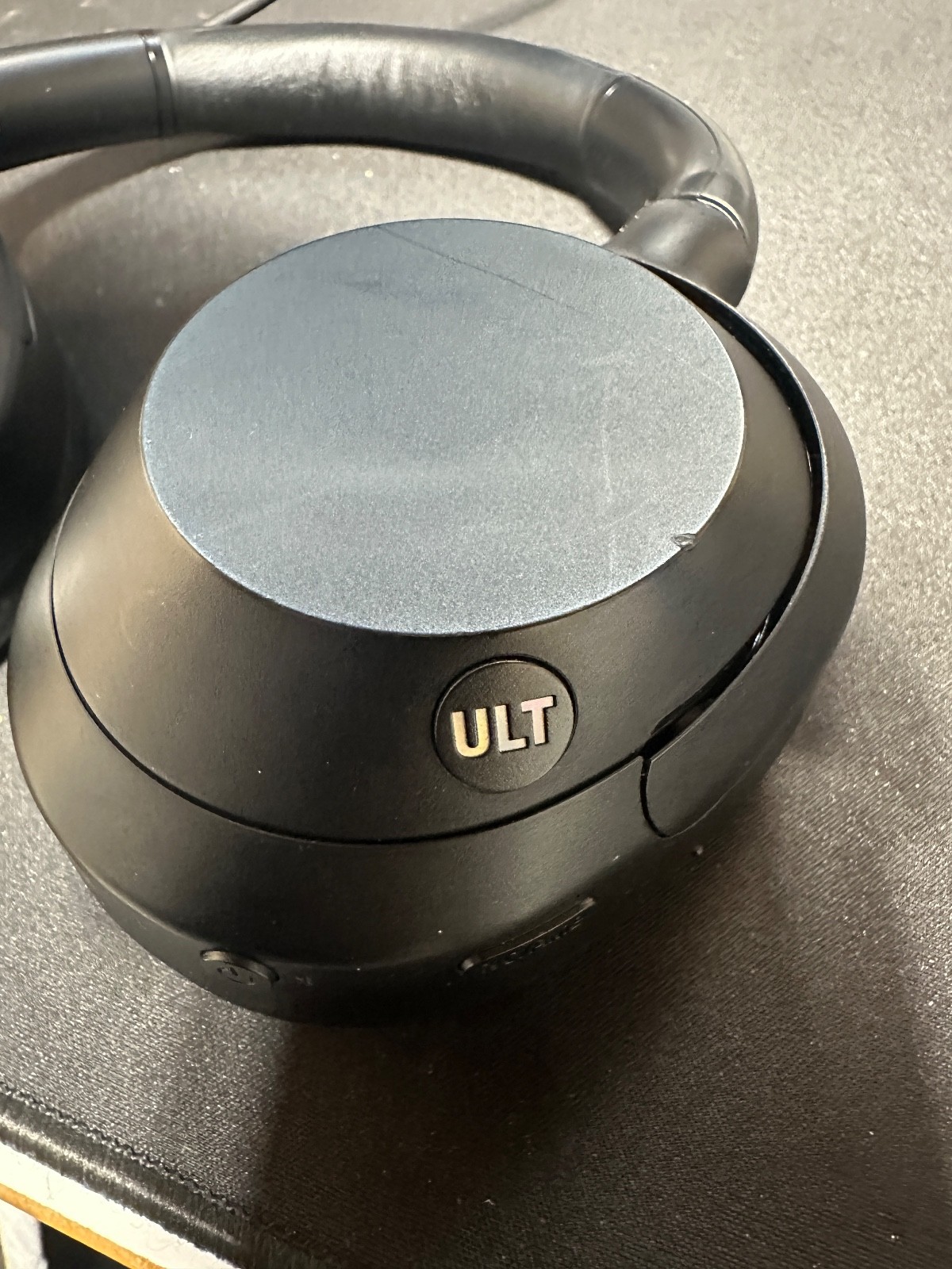 Sony ULT WEAR Wireless Noise Canceling Headphones – Excellent Used Condition