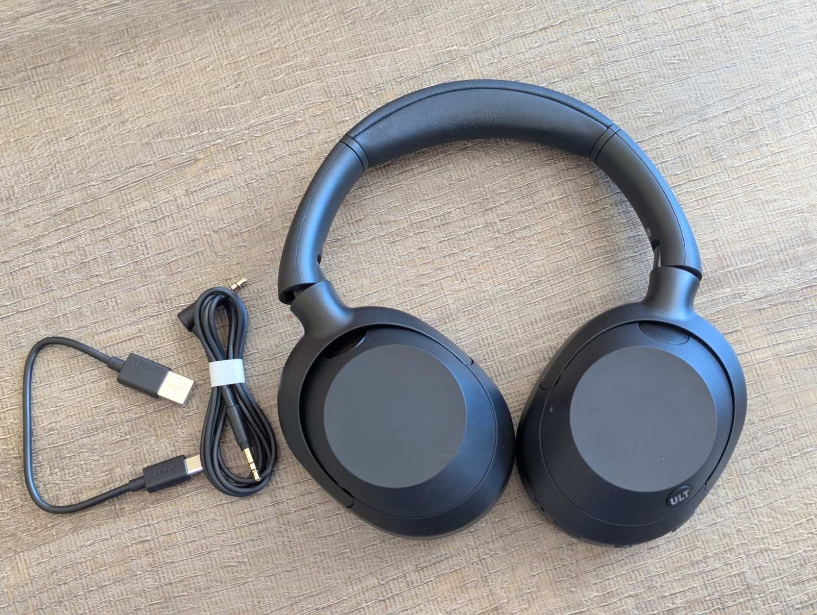 SONY WH-ULT900N Wireless Noise Canceling Bluetooth Headphones /w CASE – BLACK #E