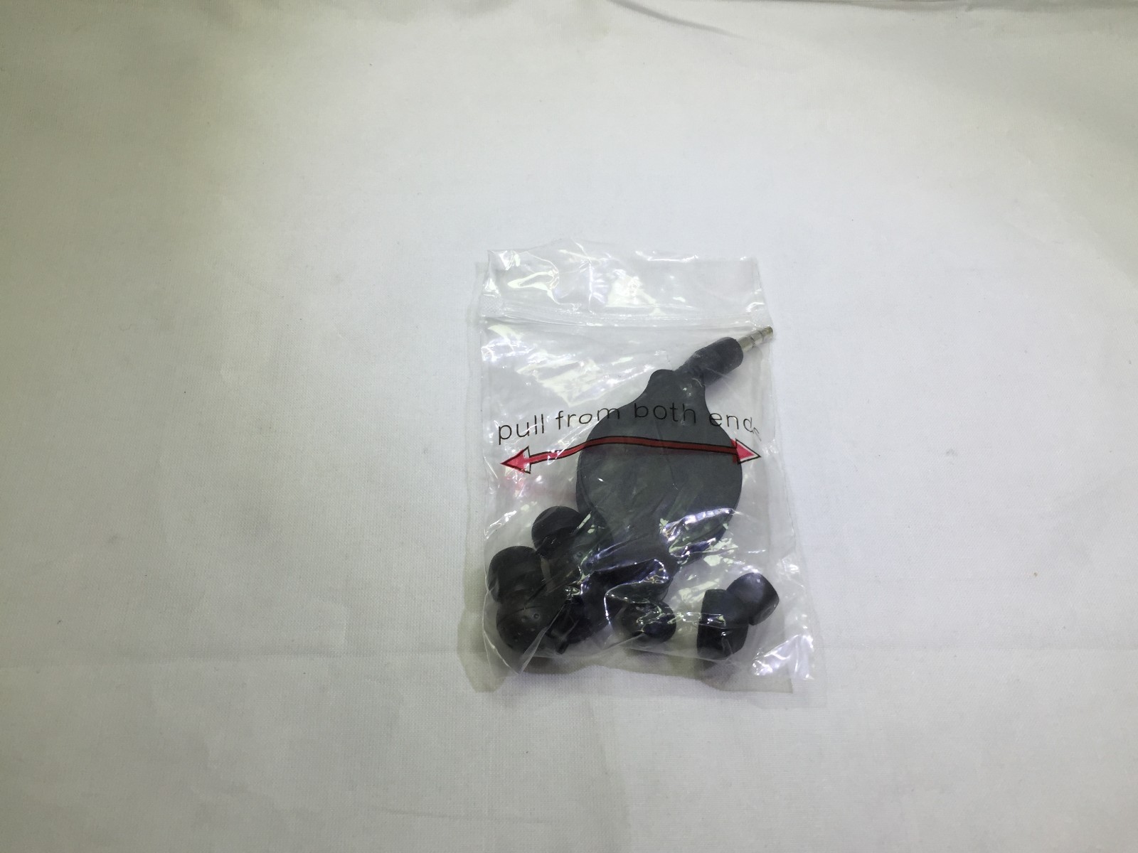 2x RETRACTABLE EARBUDS HEADPHONES 3.5mm FOR IPOD LG samsung iPhone HTC Motorola