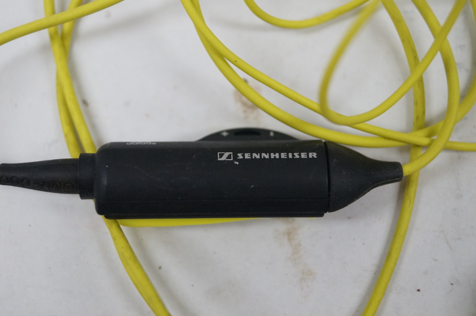 Sennheiser Adidas PMX-680 Wired Earbuds Ear-Hook Black Yellow WORKING D321